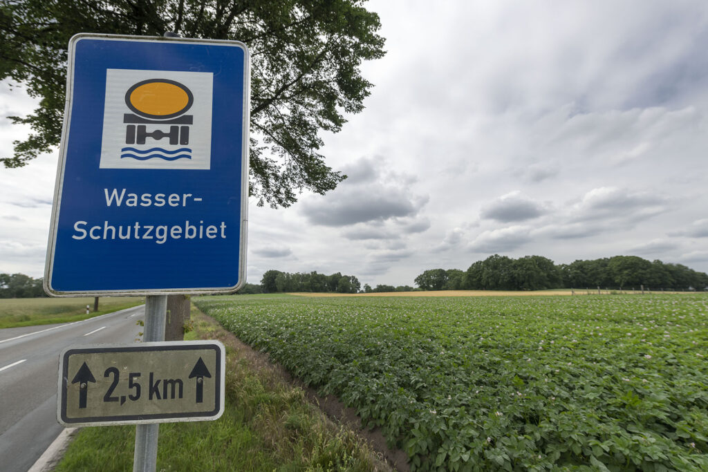 Nahaufnahme Schild Wasserschutzgebiet