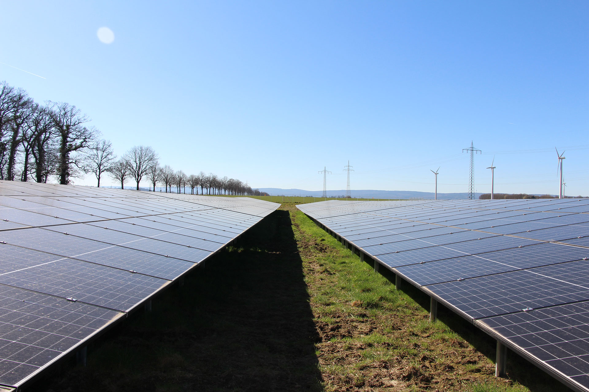 Solarpark zur nachhaltigen Energiegewinnung